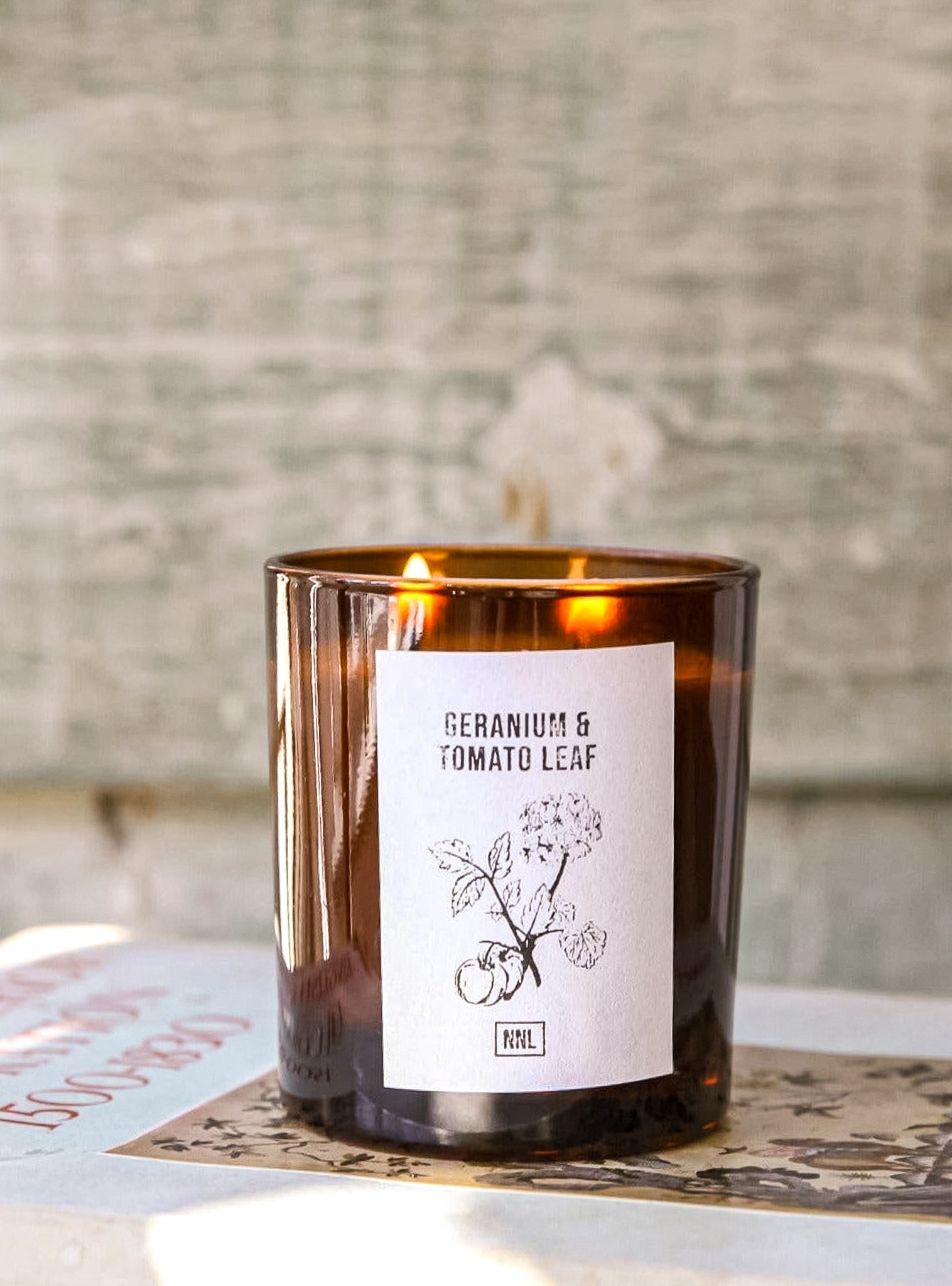 Scented Candle - Geranium & Tomato Leaf