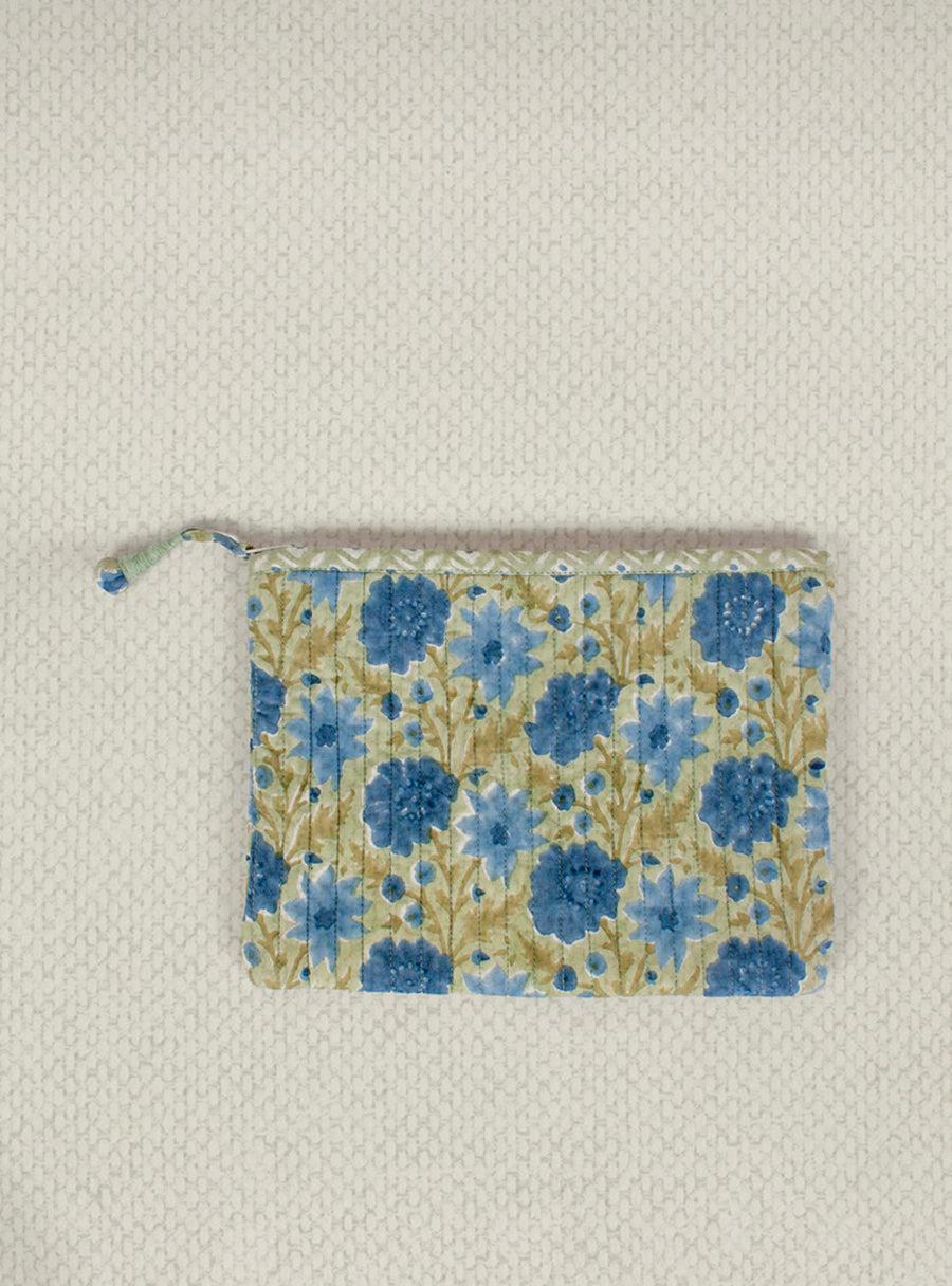 Pochette fleurs bleues