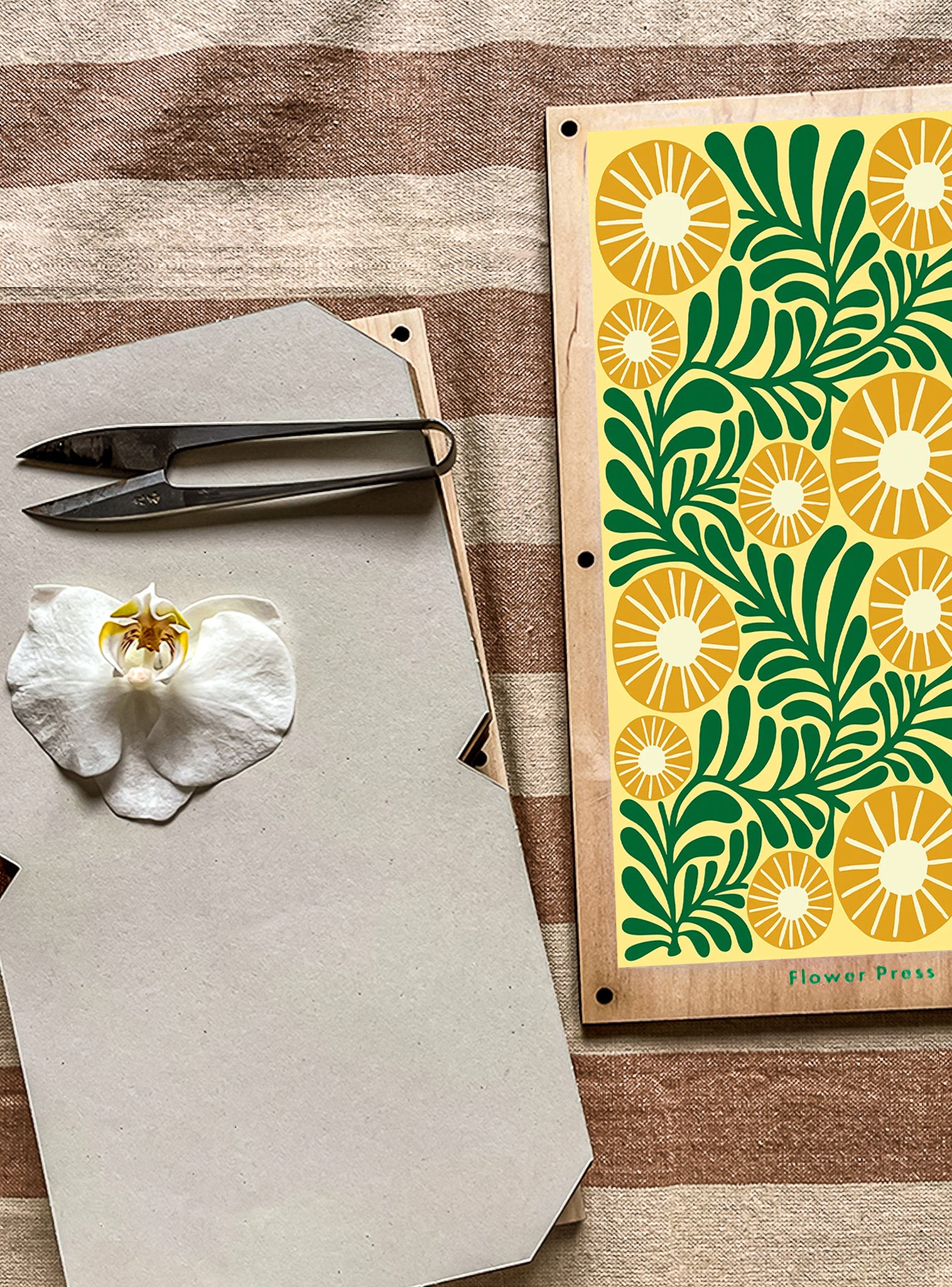 Presse à fleurs - motif vigne