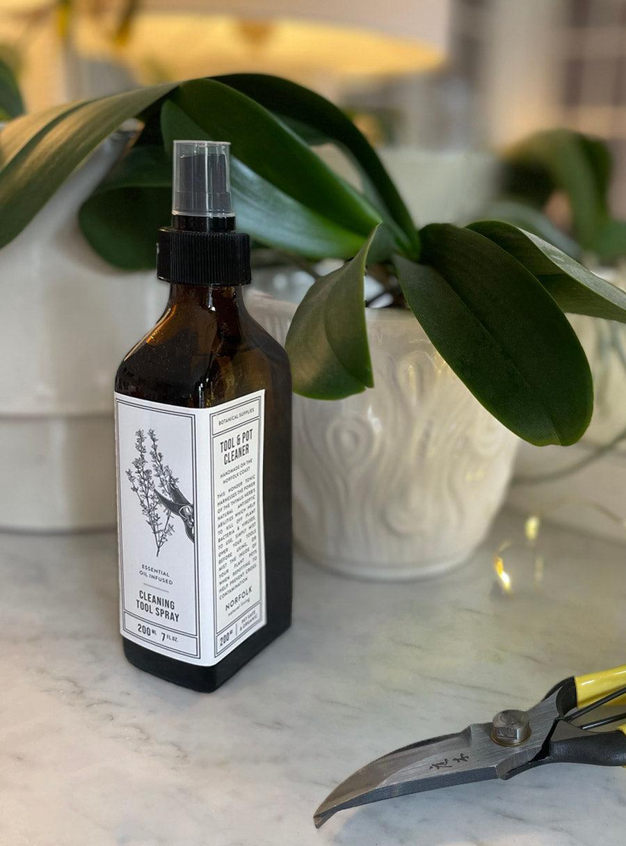 Spray nettoyant pour outils de jardinage