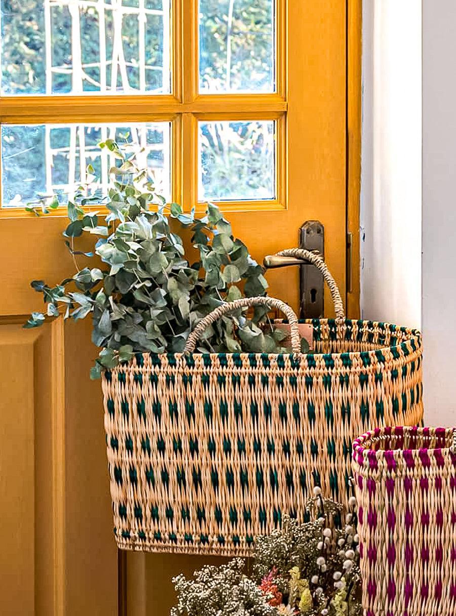 Panier en roseau tressé - vert