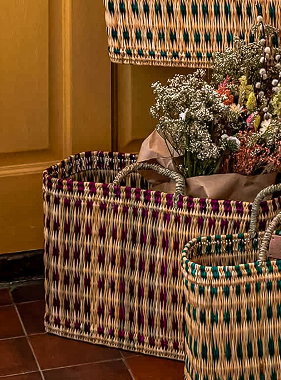 Panier en roseau tressé - violet