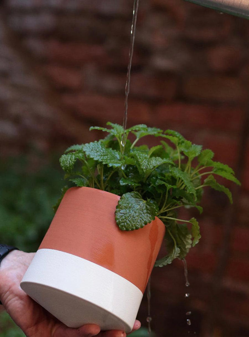 Pot de fleurs toupie - blanc-Livingthings-Jardiniste