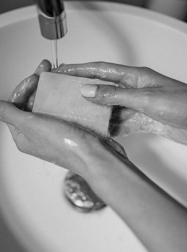 Pain de savon exfoliant aux graines de pavot